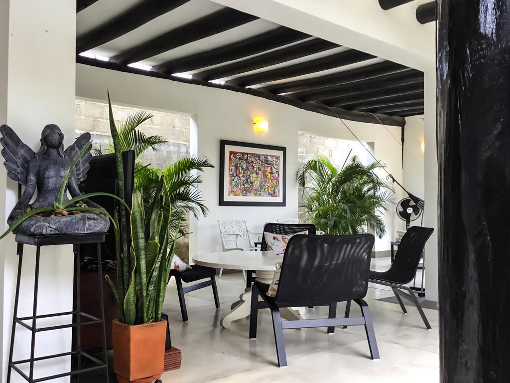 Casa Ines Bed & Breakfast ซันตามาร์ตา ภายนอก รูปภาพ