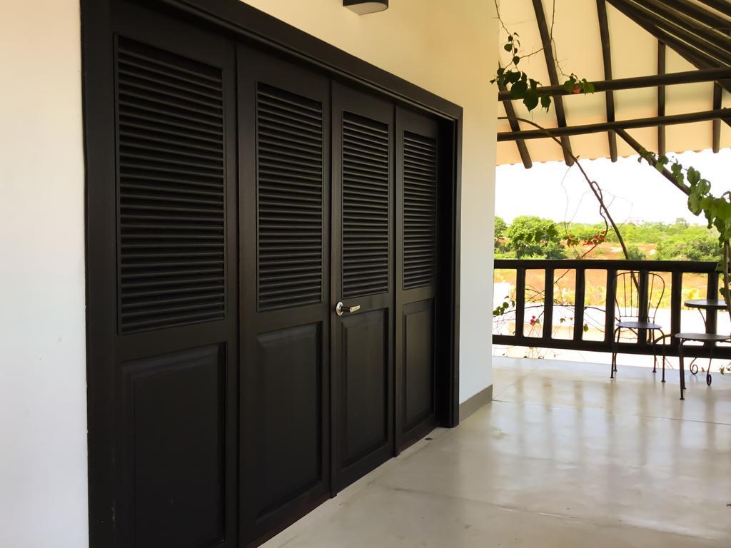 Casa Ines Bed & Breakfast ซันตามาร์ตา ภายนอก รูปภาพ