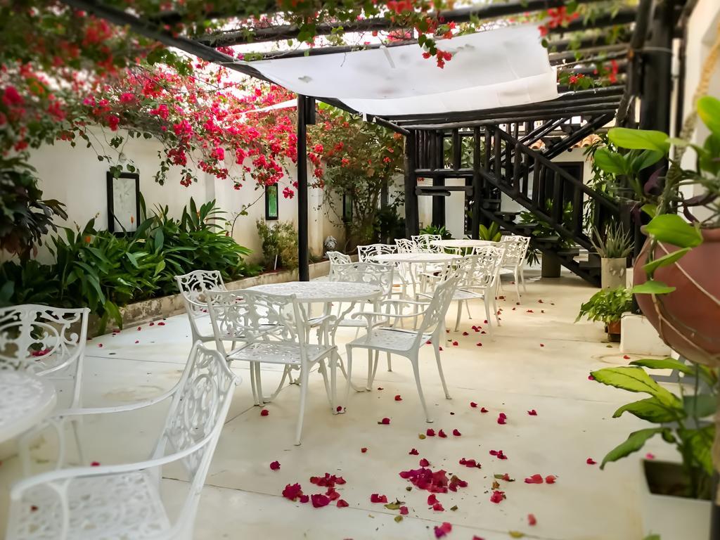 Casa Ines Bed & Breakfast ซันตามาร์ตา ภายนอก รูปภาพ
