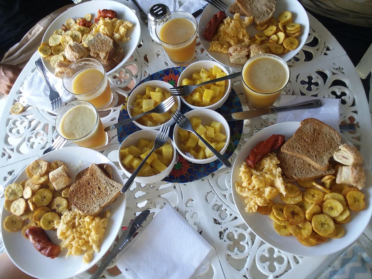 Casa Ines Bed & Breakfast ซันตามาร์ตา ภายนอก รูปภาพ